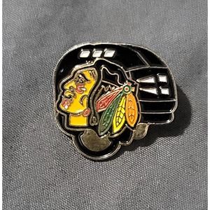 Vtg NHL Chicago Blackhawks Lapel Pin